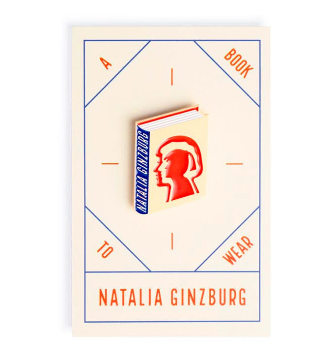 Pin Livre de Natalia Ginzburg — Vente en gros pour librairies | A Book to Wear
