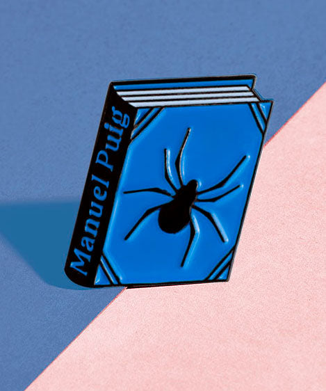 El beso de la mujer araña (Kiss of the Spider Woman) Book Pin by Manuel Puig Enamel Book Pin — Wholesale for Bookstores | A Book to Wear